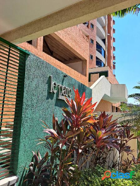 Apartamento en venta Urb El Parral Res Leparc Suites Planta