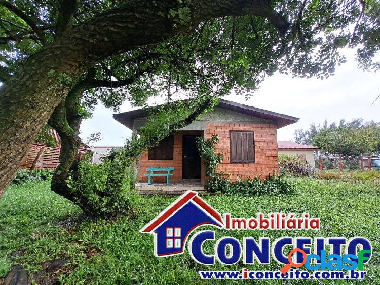 C112 - Residência localizada em região de moradores no