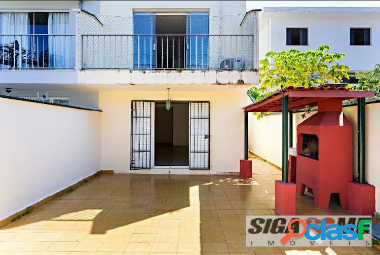 CASA EM ALTO DE PINHEIROS DISPONÍVEL PARA VENDA A.Ú