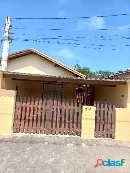 Casa com edícula assobradada nos fundos, á venda em