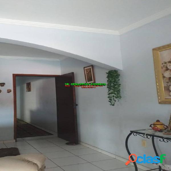 Casa, sobrado 04 dormitórios, Próximo ao Vista Verde em