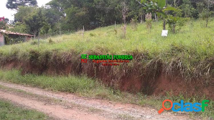 Duas chácaras pelo preço de uma em Paraibuna