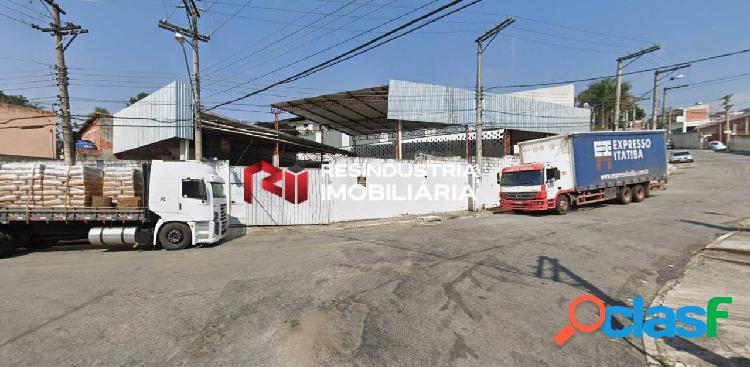 Galpão Locação 500 m² em Barueri, SP.