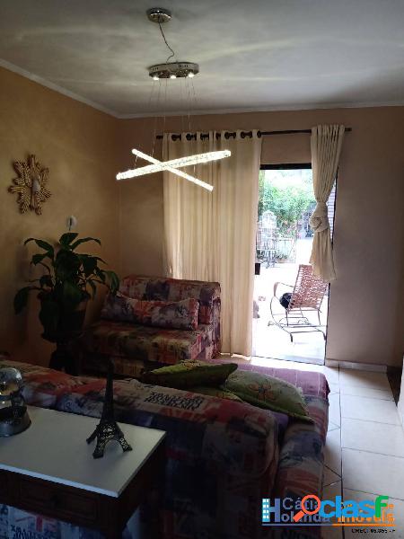 Lindo Sobrado - 3 dormitórios + 1 Suíte - Vila Palmares -