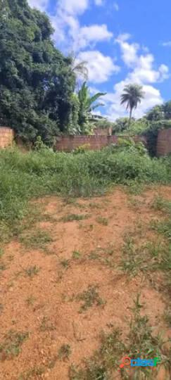 Lote 300m² próximo a AV Santa Maria