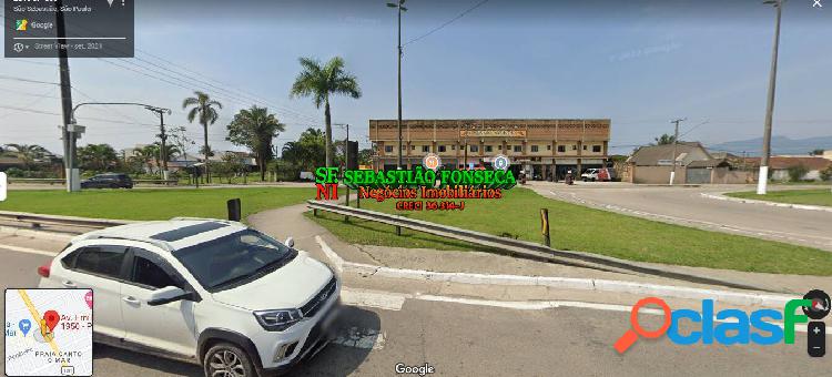 Prédio Comercial em São Sebastião / Caraguatatuba