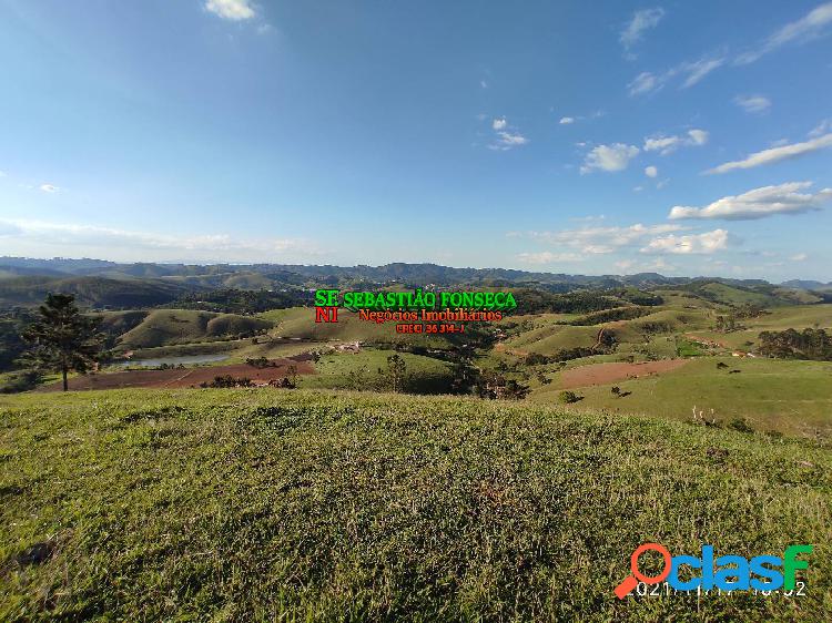Sitio com vista encantadora em Jambeiro SP