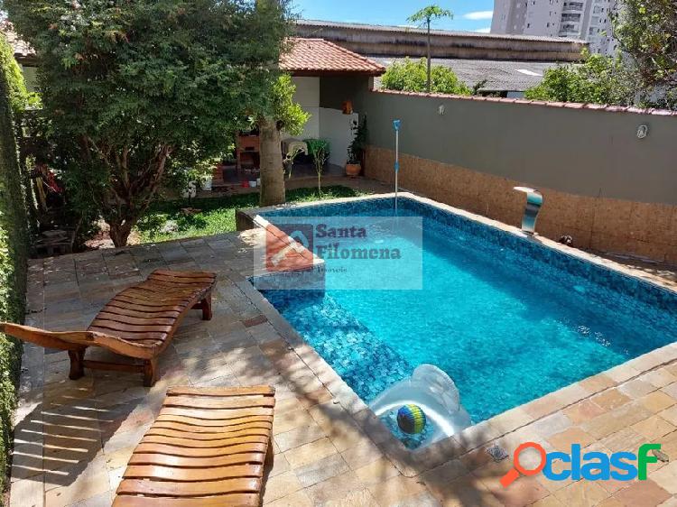 Sobrado 253m² Campestre 4 Dormitórios 3 Suítes 5 Vagas