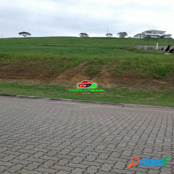 Terreno 1540 m² - Condomínio Fechado no Urbanova