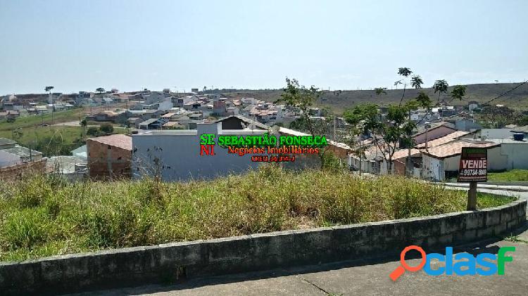 Terreno na avenida no Santa Júlia