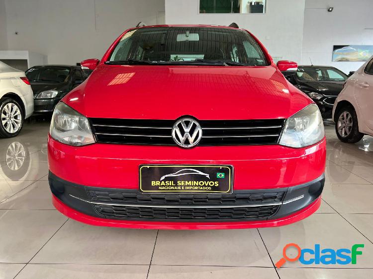 VOLKSWAGEN SPACEFOX 1.6 1.6 TREND TOTAL FLEX 8V 5P VERMELHO