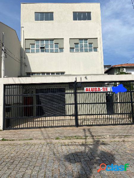 Predio comercial 550 m² localização excelente, 200 MT