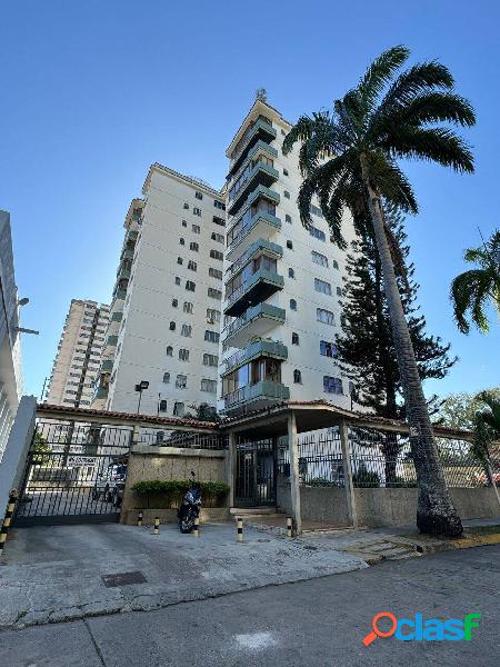 Se Vende Apartamento 173m2 Res. Nabus Urb. Camoruco