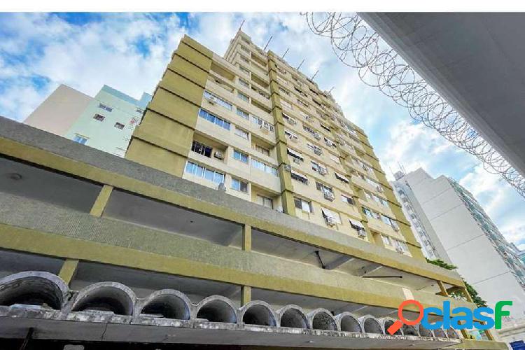 Apartamento com 1 quarto, 24,45m², à venda em Porto