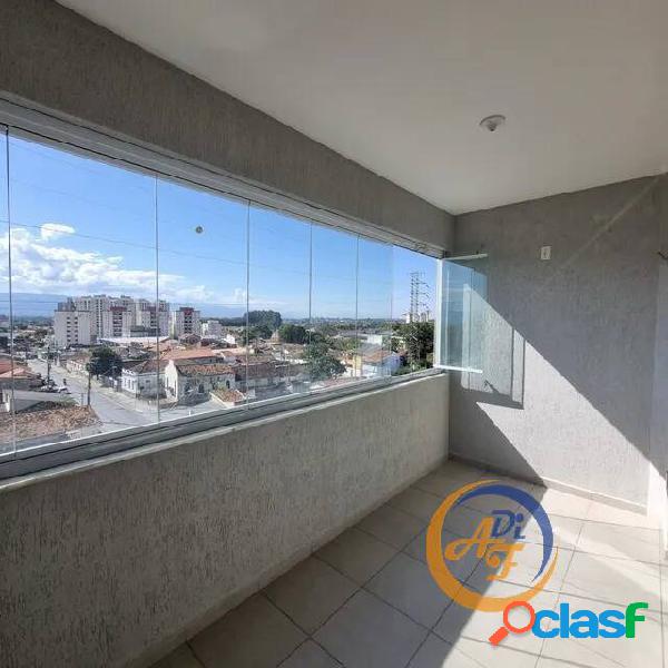 Apartamento à venda no Edifício Tangará em Taubaté