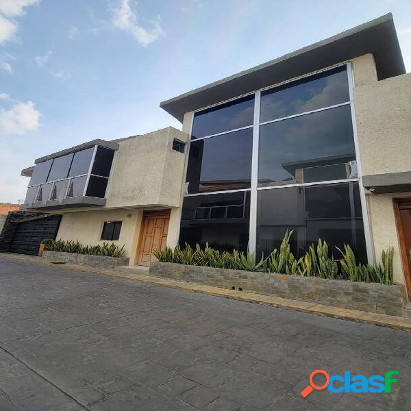 Atractivo Townhouse en venta en Manantial Residencias