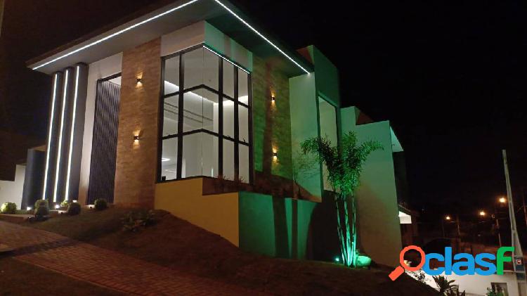 Casa com 3 dormitórios por R$ 1.550.000 - Jardim Laguna -