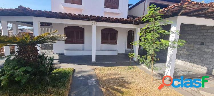Casa com 6 quartos, 330m², à venda em Ipatinga, Imbaúbas