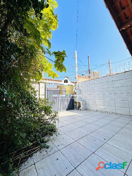 Casa geminada com Edícula a 40 mts do Mar em Vila Caiçara