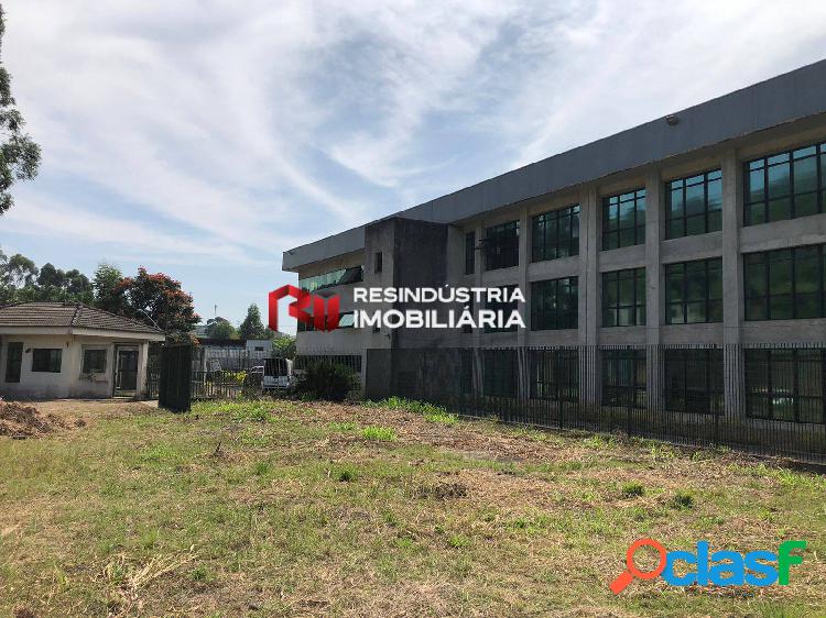 Prédio Comercial de 6.640 m² Venda e Locação em