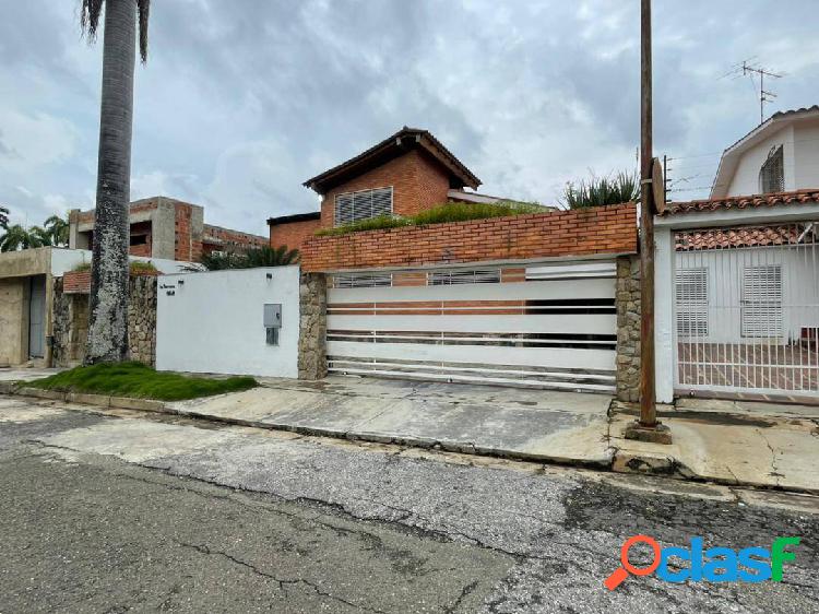 Se Vende Casa 407m2 en Urb. La Viña