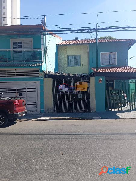 Sobrado 2 quartos, 2 banheiros e edícula a venda na Vila