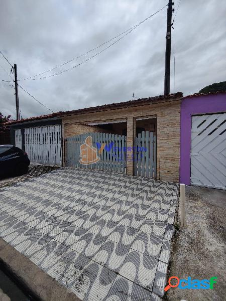 Casa 2 dorm. (1 suíte) R$ 250.000,00 em Mongaguá na