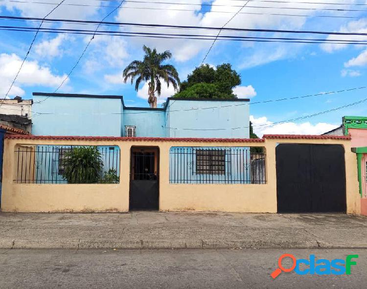 Casa en Venta con Potencial Comercial