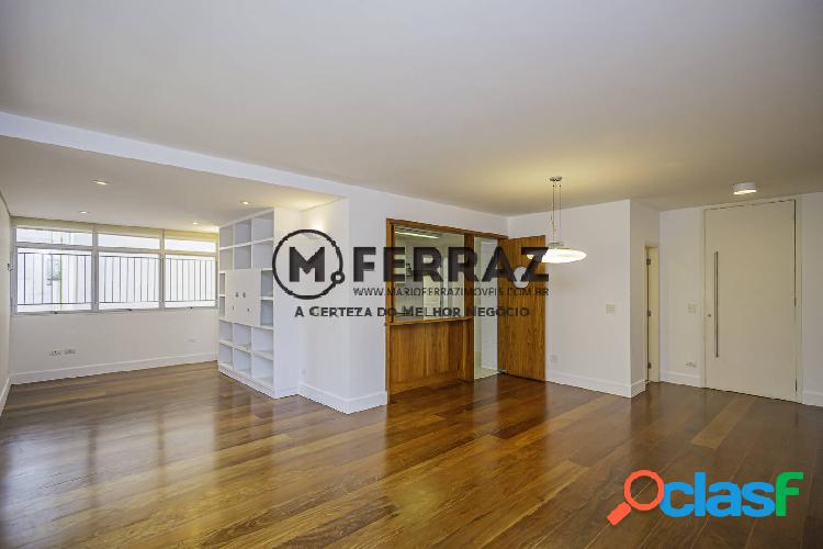 Excelente apartamento com 130m², 3 quartos e 3 vagas no