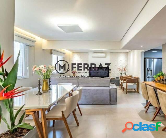 Reformado na Tucumã com 3 suítes e 2 vagas