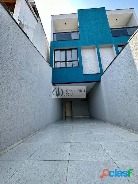 Sobrado NOVO 3dormitórios 1 suite e 2 vagas na Vila Bela