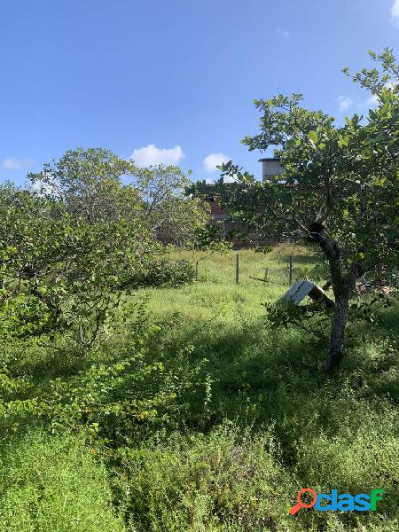Área de terra cercada na vizinhança do Parque Estadual.