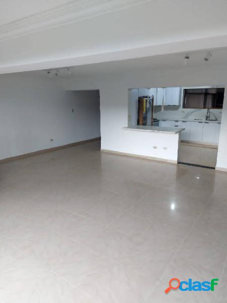 160 m2 Apartamento Remodelado para Alquiler en la Vina