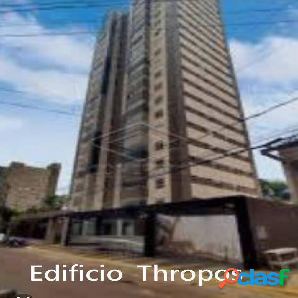 Apartamento Edifício Thropos