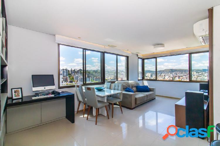 Apartamento com 3 quartos, 95m², à venda em Porto Alegre,