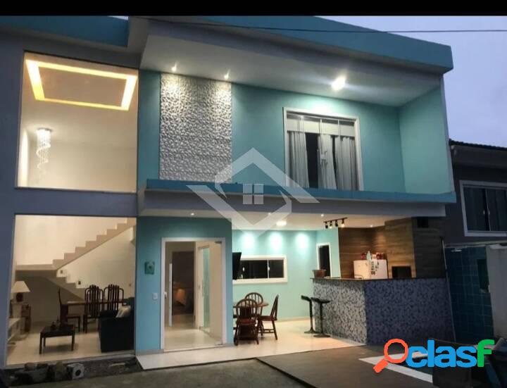 CASA DÚPLEX COM PÉ DIREITO ALTO LINDA TAQUARA