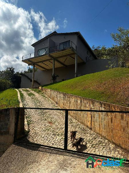 CASA EM CONDOMÍNIO RIO ACIMA