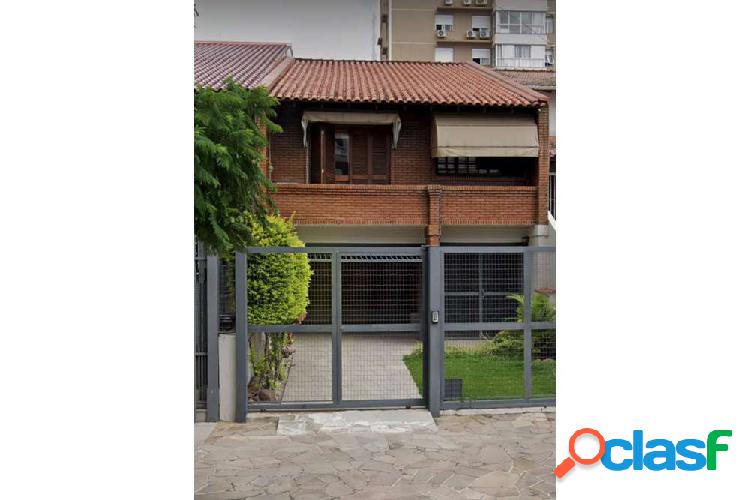 Casa com 2 quartos, 212m², à venda em Porto Alegre,