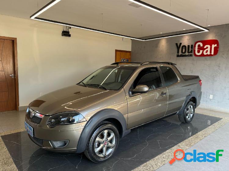 FIAT STRADA TREKKING 1.6 16V FLEX CD CINZA 2015 1.6 FLEX