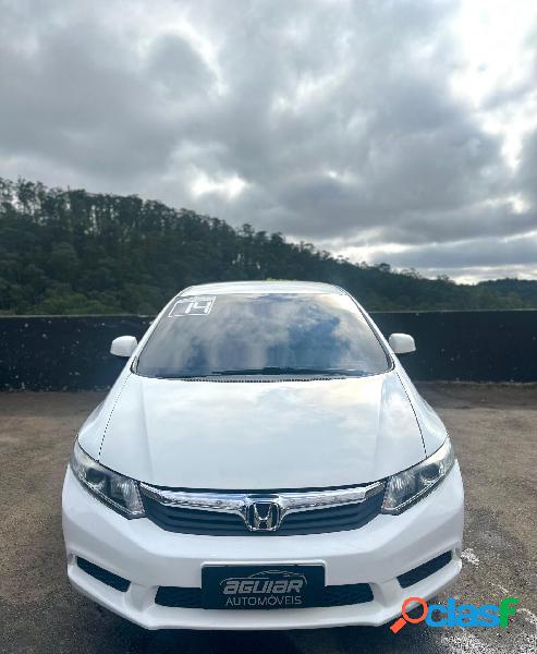 HONDA CIVIC SEDAN LXS 1.81.8 FLEX 16V MEC. 4P PRATA 2014 1.8