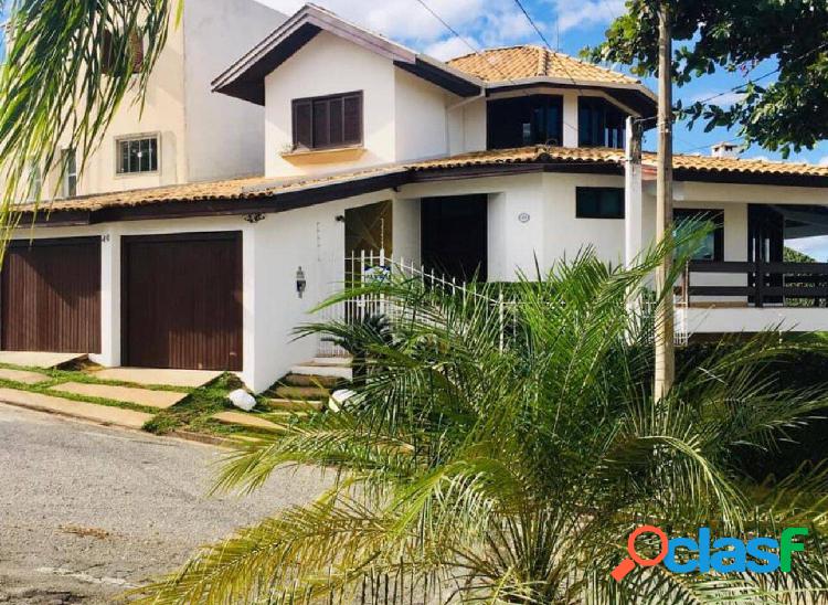 LINDA CASA - RESIDENCIAL OU COMERCIAL COM 3 SUÍTES - JARDIM