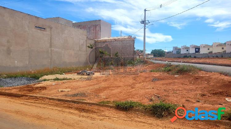 Lote no belvedere com 280 metros de esquina