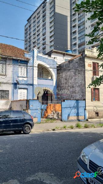 Sobrado Barato a venda em Santos