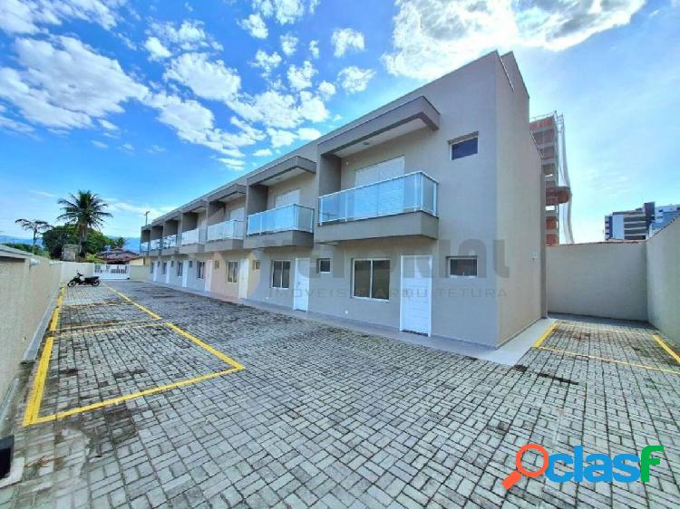 Sobrado em condomínio com 2 quartos, 84m², à venda em