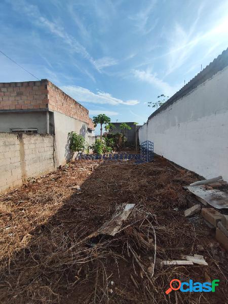 Terreno 180 m² no bairro Vista Alegre