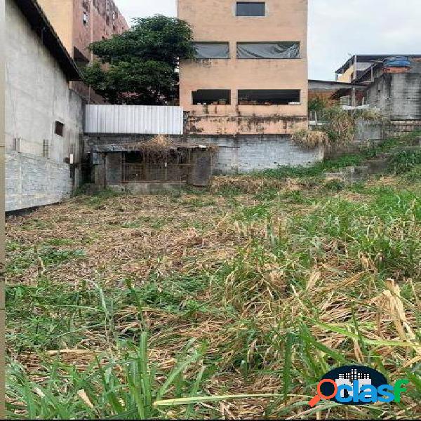 Terreno para Venda em Barueri de 125m²