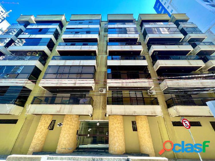 VENDE-SE APARTAMENTO QUADRA MAR EM MEIA PRAIA RUA 313B