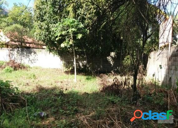 Área, terreno com 1.300 m² próximo largo Rio da Prata de