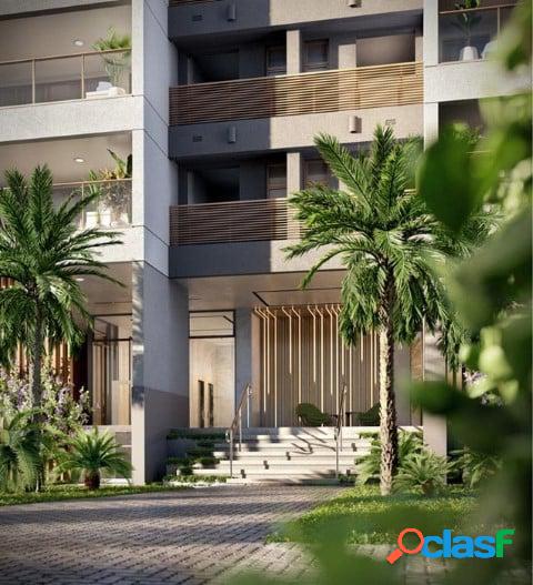 Apartamento com 4 quartos, 153,55m², à venda em Rio de