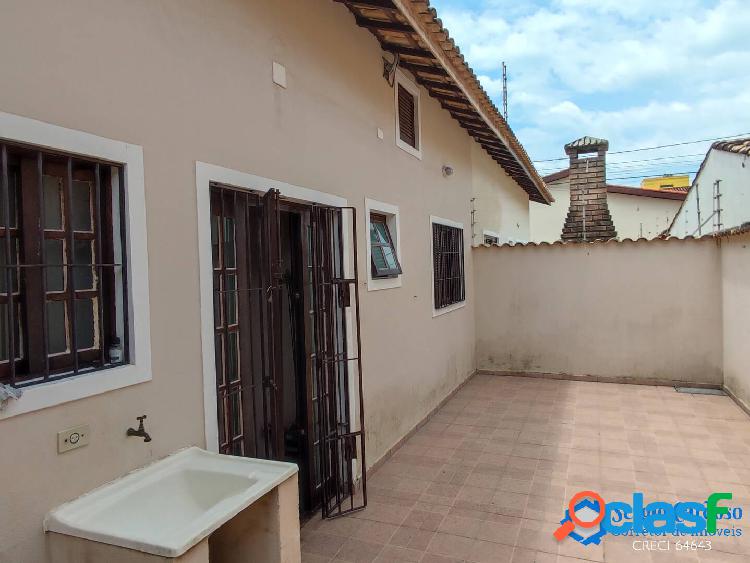 CASA 2 QUARTOS SUÍTE LOCAL PRIVILEGIADO APENAS 200 M MAR